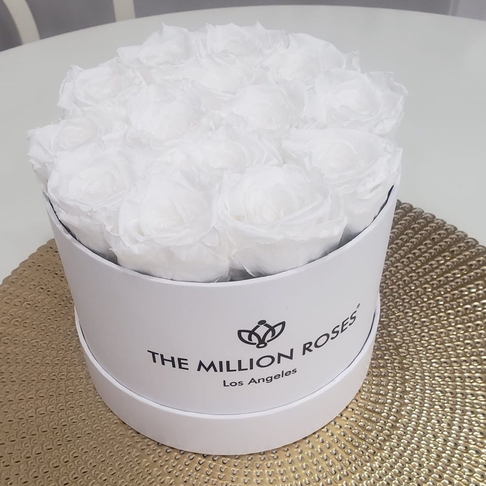 The Million Roses-Forever Flowers, 14 Roses